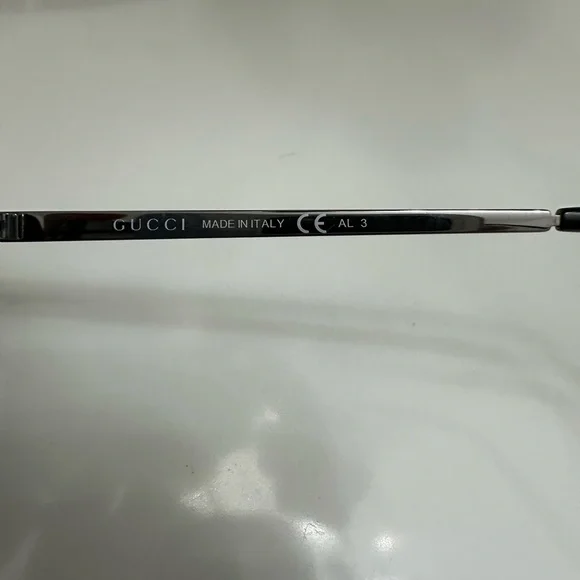 Gucci sunglasses - Picture 3 of 3